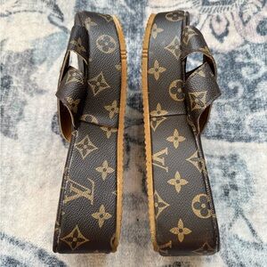 Louis Vuitton LV Platform Sandals Slides Pool Shoes 6 37